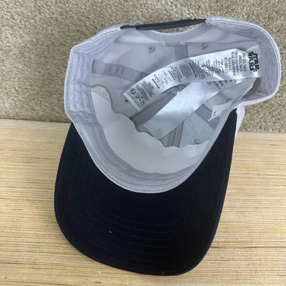 Disney Store Hoth A World Of Snow And Ice‎ Hat NWT Star Wars Empire Strikes Back